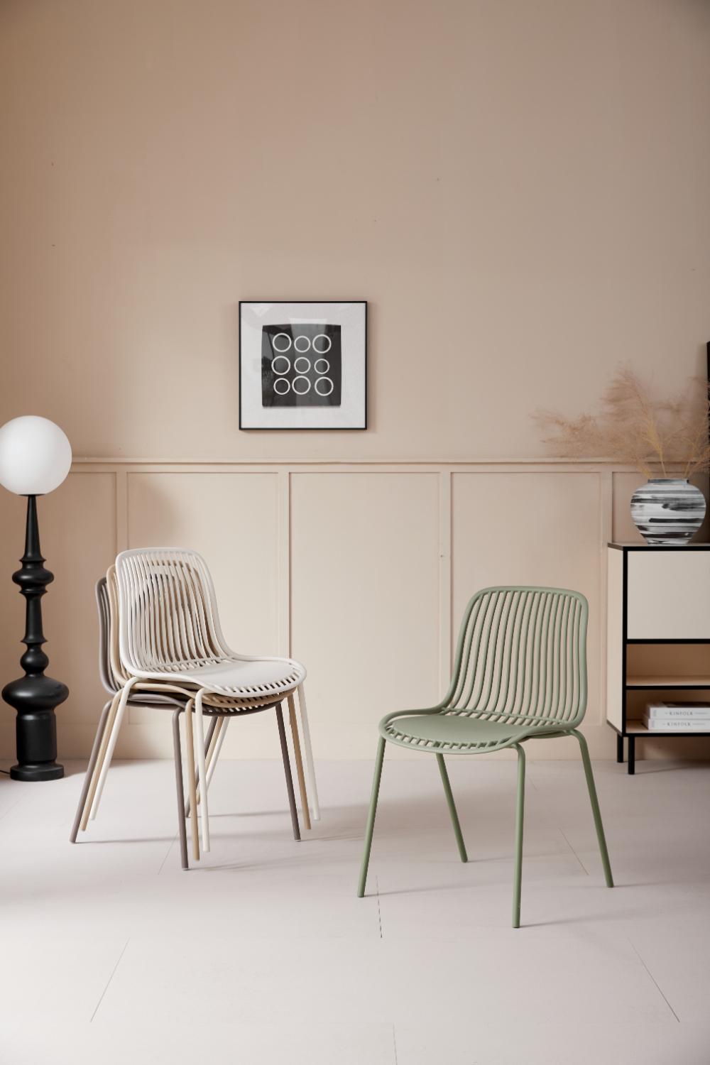 Set de 2 Sillas Barcelona, Color Beige, con Espaldar en Líneas Diseño Moderno