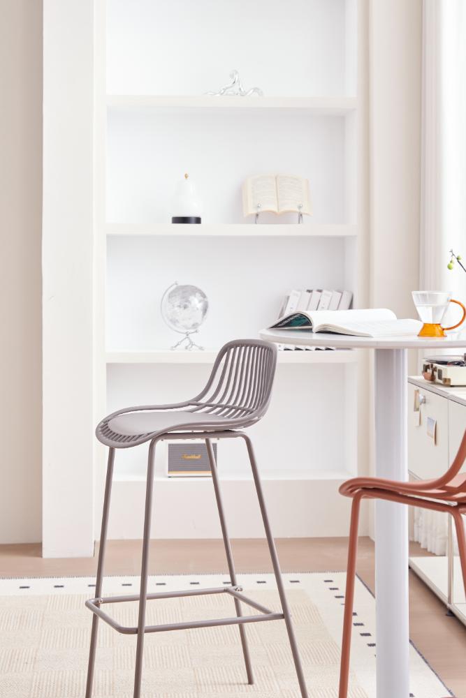Silla para Bar Tulum, Color Taupe, Diseño Moderno