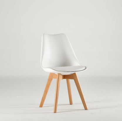 Set de 4 Sillas Fyn, Blanco, Diseño Minimalista con Espaldar, Cojín y Patas de Madera, vista lateral