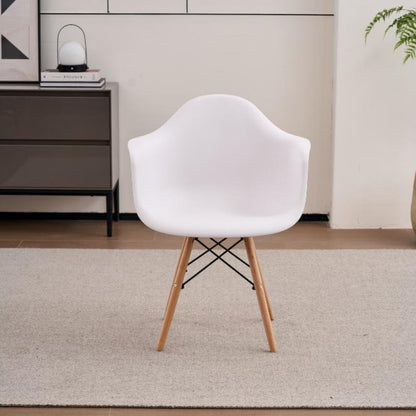 Set de 4 Sillas Eymos, Color Blanco, con Espaldar y Patas en Madera