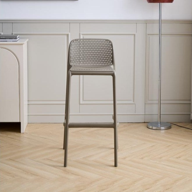 Silla para Bar Túnez, Color Taupe, con Espaldar Redondeado y Transpirable, vista frontal