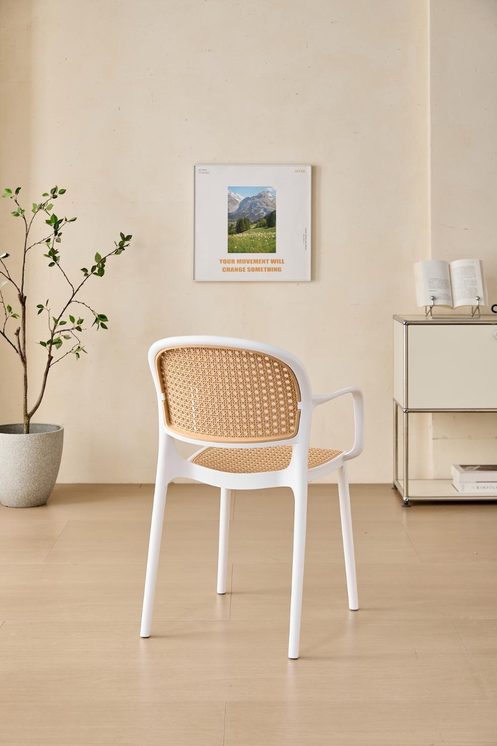 Set de 2 Sillas con Brazos Nest, Color Blanco y Beige, con Espaldar y Asiento en Rejilla