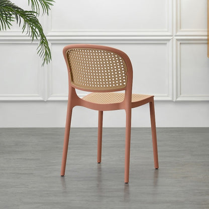 Set de 4 Sillas Nest, Color Salmón y Beige, con Espaldar y Asiento en Rejilla
