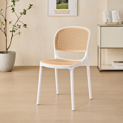 Silla Nest, Color Blanco y Beige, con Espaldar y Asiento en Rejilla, vista frontal