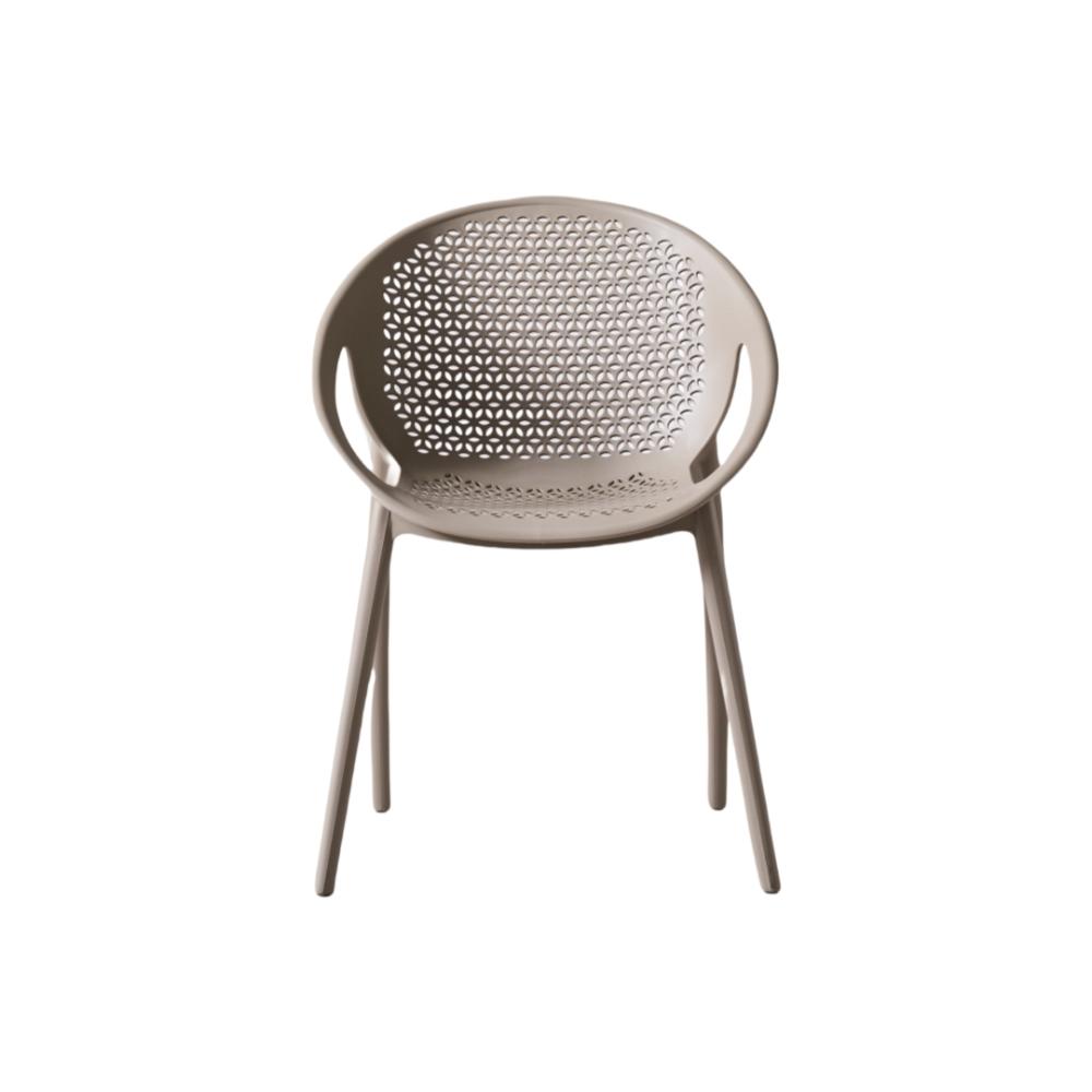 Silla Selva con Brazos, Color Taupe, con Espaldar, detalle de acabado