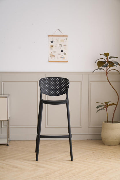 Silla para Bar Río, Color Negro, Diseño Moderno, vista frontal