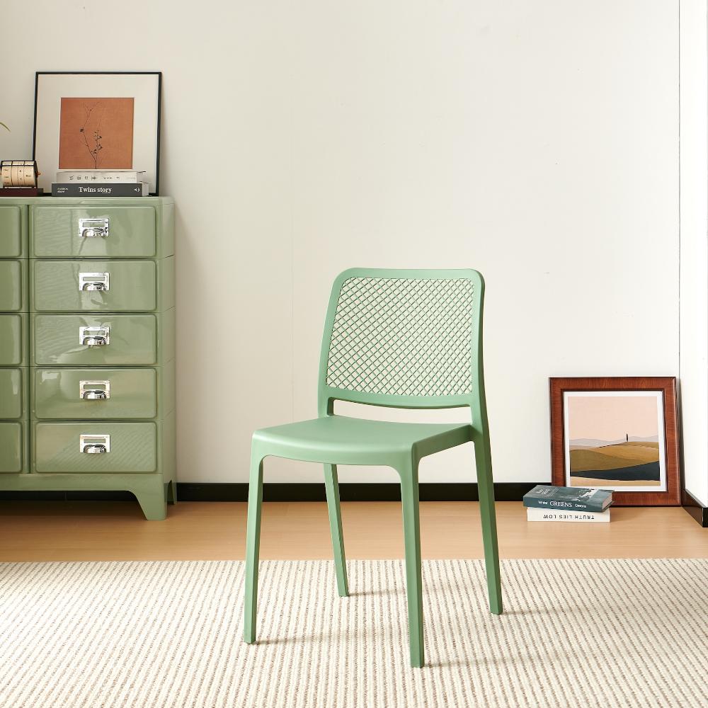 Set de 4 Sillas Manhattan, Verde, con Espaldar en Rejilla y Diseño Minimalista