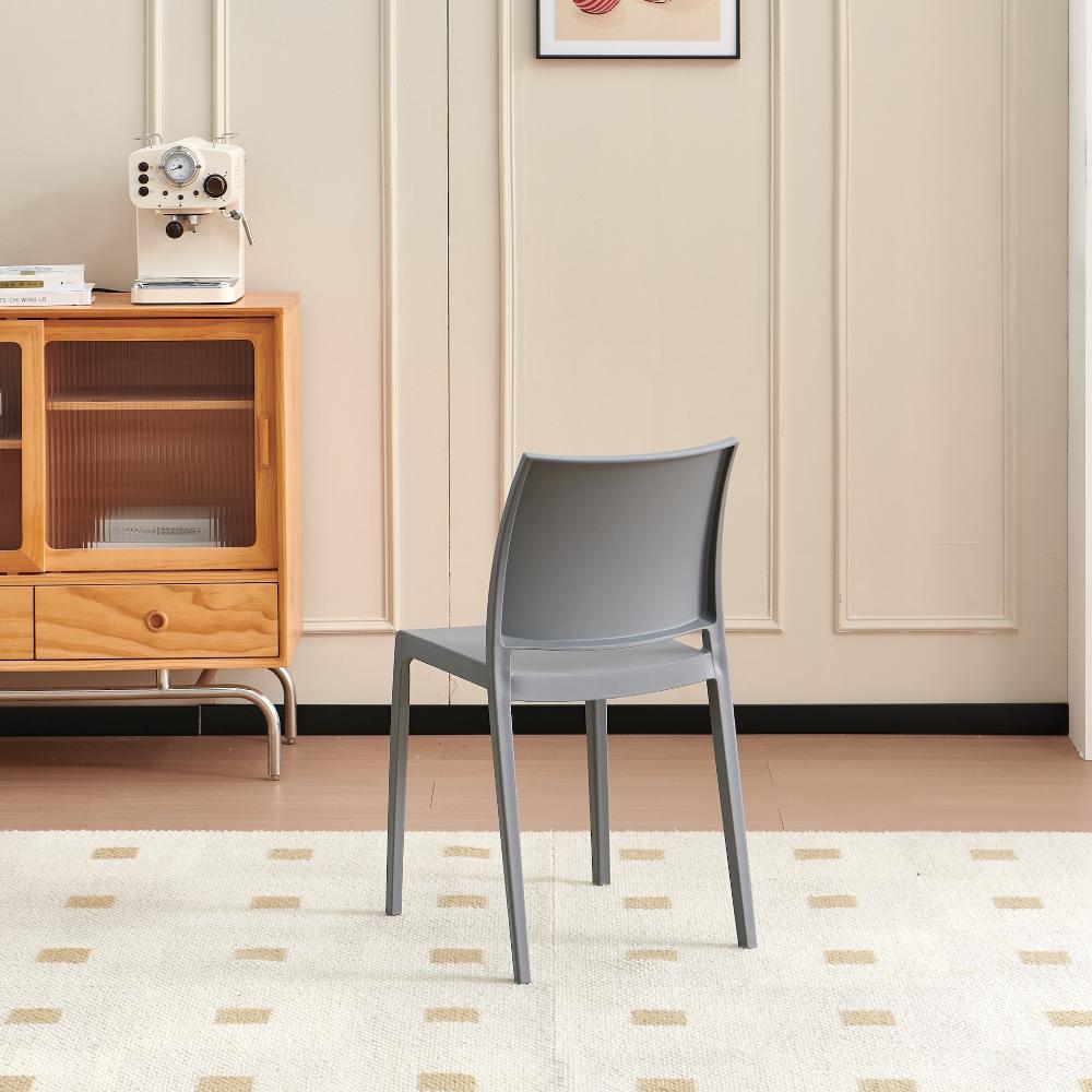 Silla Soho, Gris Oscuro, con Espaldar Cerrado y Diseño Minimalista