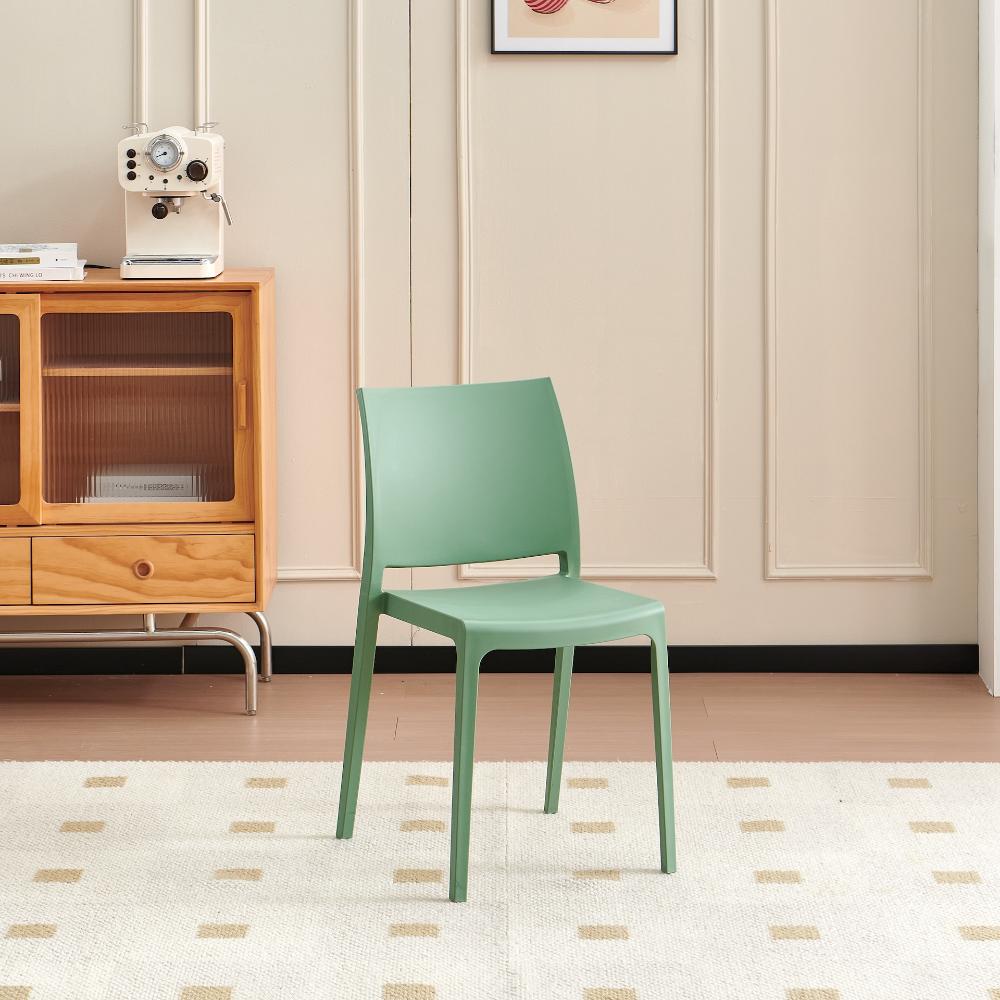 Set de 4 Sillas Soho, Verde, con Espaldar Cerrado y Diseño Minimalista