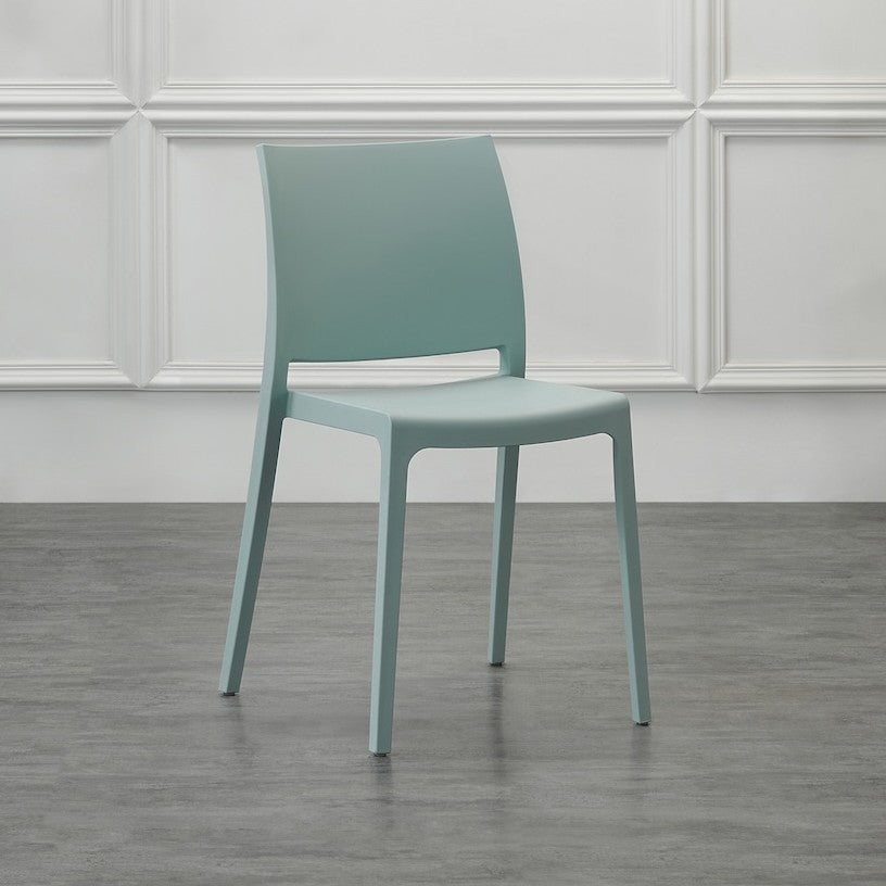 Set de 2 Sillas Soho, Azul Claro, con Espaldar Cerrado y Diseño Minimalista