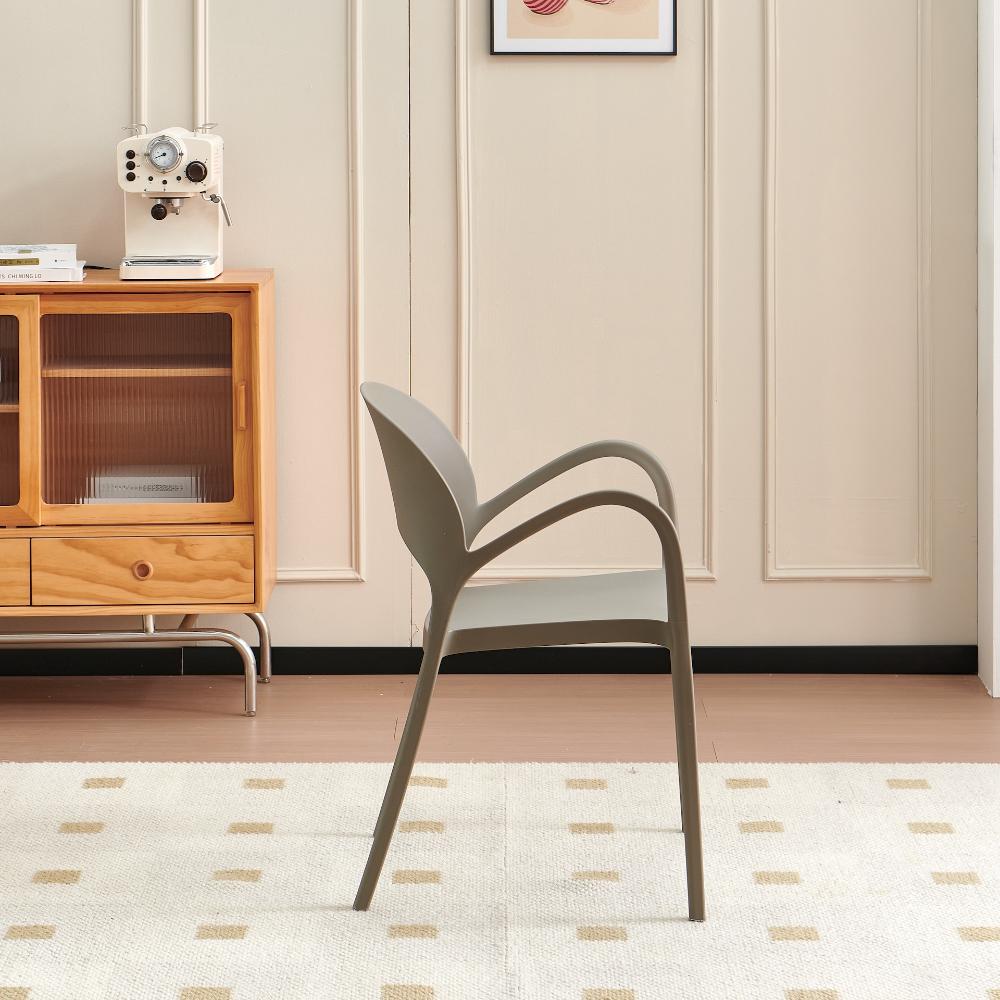 Set de 4 Sillas Bremen, Taupe, con Espaldar, Reposa Brazos y Diseño Minimalista