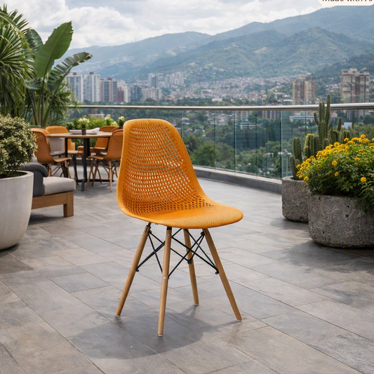 Silla Aira, Color Naranja, con Espaldar y Patas en Madera