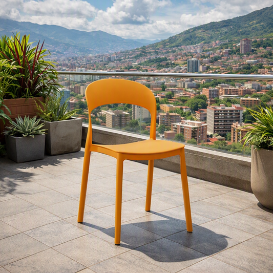 Silla Sevilla, Color Naranja, con Espaldar Liso y Diseño Minimalista