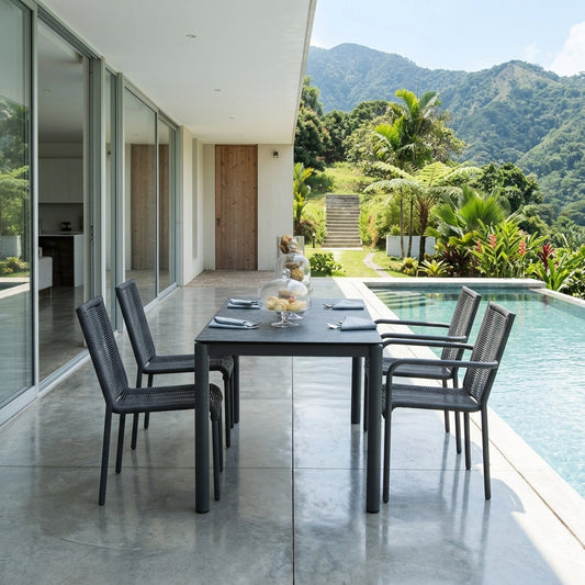 Comedor de exterior Jónico negro con mesa y 4 sillas de rattan sintético