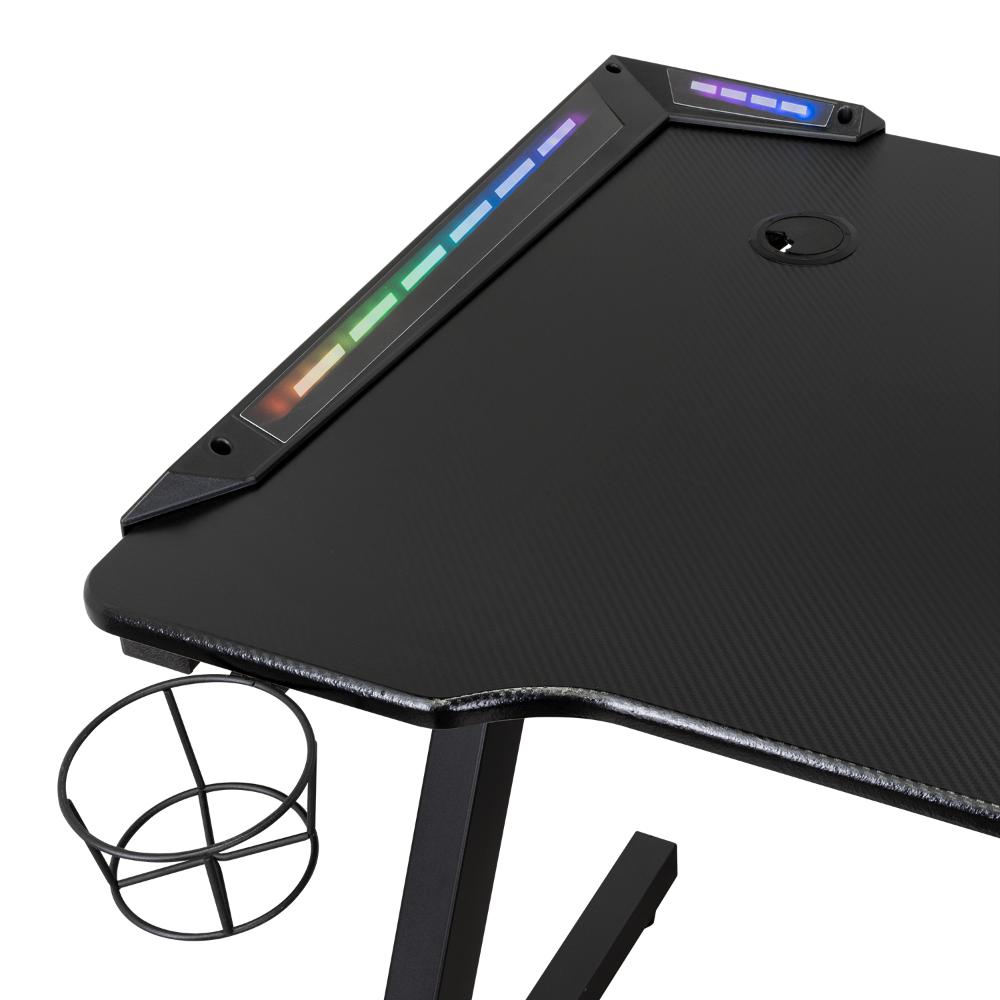 Combo gamer Mind con escritorio negro de luz led y silla gamer reclinable - detalle de acabado