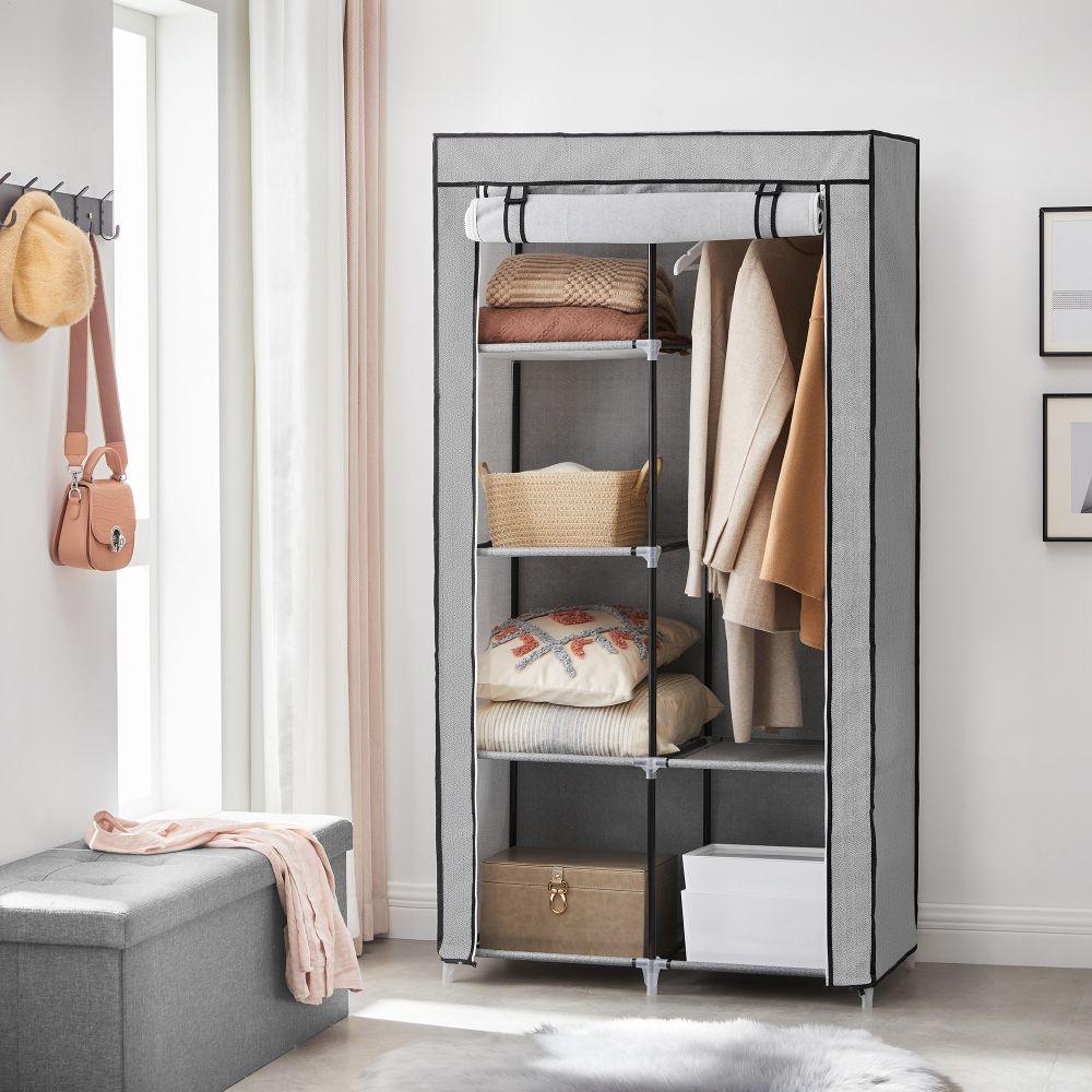 Clóset Portátil Jean, Gris, Variedad de Entrepaños en Tela, en ambiente