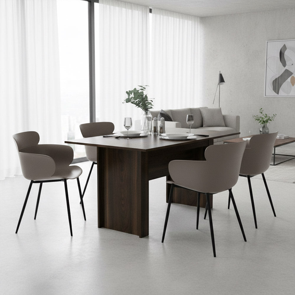 Juego de Comedor Checo · 4 Sillas