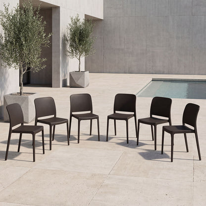 Set de 6 Sillas Triveca, Negro, con Espaldar Cerrado y Diseño Minimalista