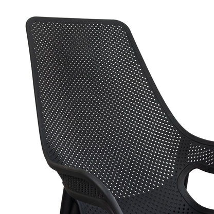 Silla Lounge Mayorca, Negro, con Espaldar y Reposa Brazos, vista en perspectiva