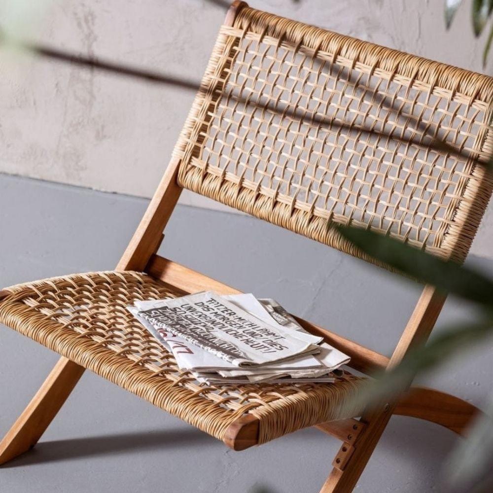 Silla Plegable de Madera para Exterior Vora, Crudo, Diseño Rústico y Moderno, vista lateral
